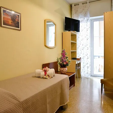 Mediterranea Hotel 3*