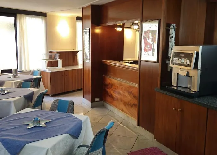 Mediterranea Hotel 3*