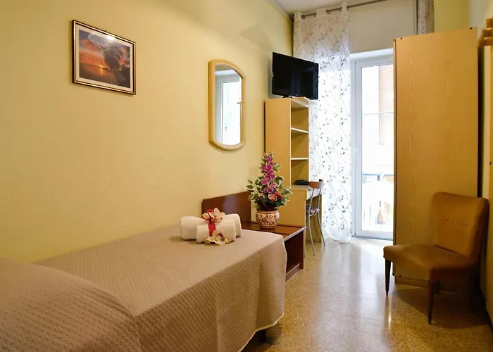 Mediterranea فندق 3*
